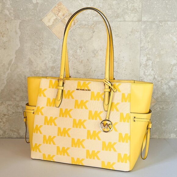 Michael Kors Gilly LG Drawstring Shoulder Tote Bag MK Graphic Logo Golden Yellow - Picture 4 of 15
